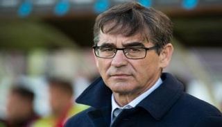 الإسباني فرناندو فاسكيز مدربا جديدا لمولودية الجزائر