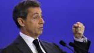 الشؤم القطري يلاحق ساركوزي 