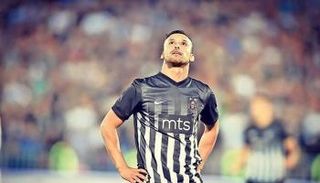 الأهلي السعودي يكمل أجانبه بضم البرازيلي ليوناردو