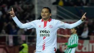 باكا يرغب في العودة لإشبيلية