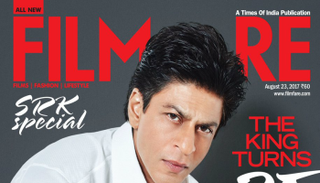 شاروخان يتألق في الزي الكلاسيكي على غلاف مجلة فيلم فير