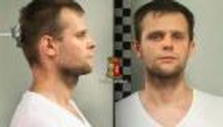 بالصور.. بريطاني يختطف عارضة أزياء ويهدد ببيعها في مزاد