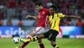 بالفيديو.. مارتينيز يخطىء أمام دورتموند بالتخصص