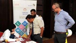 أثناء الفحص التشخيصي لموظفي بلدية دبي 