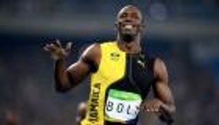 جاتلين يفاجئ بولت ويفوز بسباق 100 متر في بطولة العالم