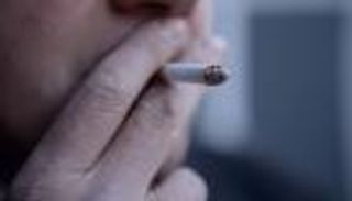 التدخين يدعم الاقتصاد.. شر البلية ما يفيد