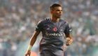 سبورت تصف بيبي بـ"الطفل" بعد بدايته مع بشكتاش