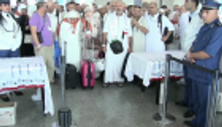 بالولائم والزغاريد..يودع الجزائريون حجاجهم