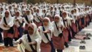 محكمة هندية ترفض تعميم اليوجا في المدارس