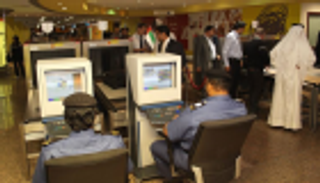 جمارك دبي تتبنى نظام "التفتيش الذكي" للمسافرين