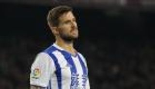 مارتينيز أول صدام بين برشلونة وفالفيردي