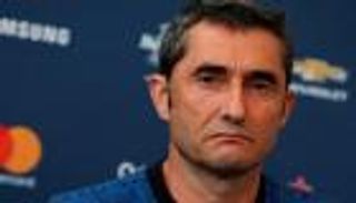 تقارير: فالفيردي ليس سعيدا بانتقالات برشلونة