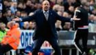 بينيتز ينتقد إدارة نيوكاسل و"الأسعار" بسبب غياب الصفقات