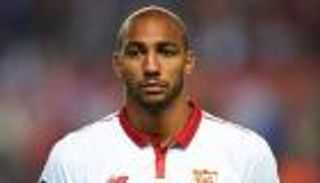 "هدف يوفنتوس" يسعى للرحيل عن إشبيلية