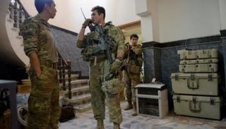 القوات الأمريكية بالموصل قرب تلعفر (أ.ف.ب)