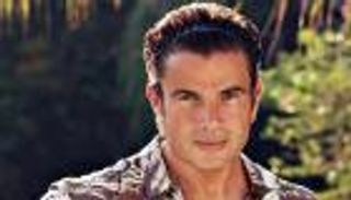 تفاصيل ألبوم عمرو دياب "معدّي الناس" بعد اللمسات النهائية