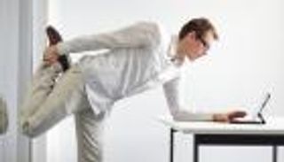 ٩ خطوات لتمرينات رياضية فعالة في وقت راحة الغداء