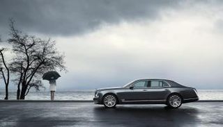 سيارة بنتلي 