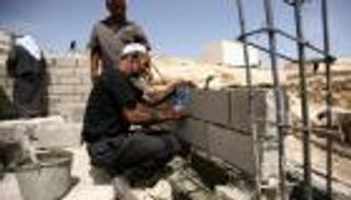 لأول مرة.. تصاريح عمل أردنية للاجئين السوريين 