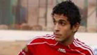 الأهلي المصري يعلن ضم مدافع سموحة