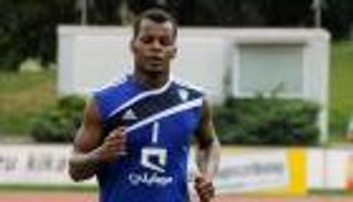 الهلال ينهي علاقته المتوترة مع الحارس شراحيلي