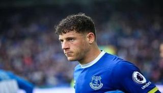 تشيلسي يقترب من ضم باركلي "هدف" توتنهام