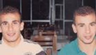 الفيفا يهنئ التوأم حسن بعيد ميلادهما