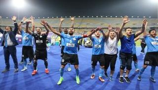 الفيصلي يتوج بكأس السوبر الأردنية بالفوز على الجزيرة