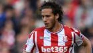 رمضان صبحي تجاهل يونايتد بتجديد عقده مع ستوك