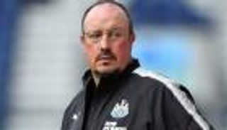 رئيس نيوكاسل يحبط مدربه بينيتز