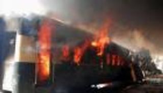 مصر.. اندلاع حريق بقطار للركاب ولا إصابات حتى الآن