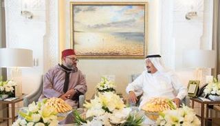 خادم الحرمين الشريفين وملك المغرب 