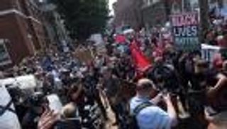 اشتباكات ودهس في فرجينيا.. وترامب يدعو للوحدة