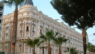 أحد المشروعات التي تعثرت بسبب عزلة قطر 