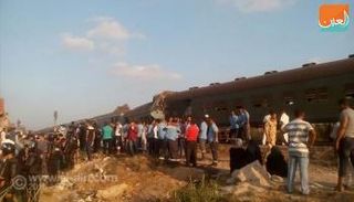 من حادث تصادم القطارين بالإسكندرية