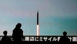 مخاوف من حرب نووية بين أمريكا وكوريا الشمالية