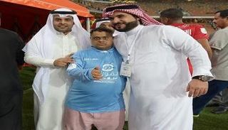 الطفل تركي صديق كهربا