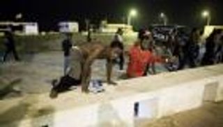 إسبانيا تحل محل إيطاليا في استقبال المهاجرين