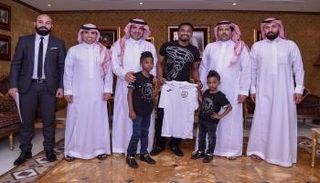 الشمراني يعلق على انتقاله من الهلال للشباب