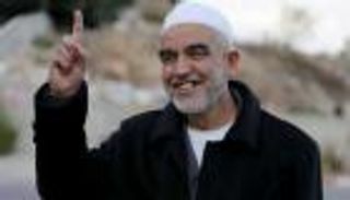 شرطة الاحتلال تعتقل رائد صلاح بتهمة التحريض على العنف