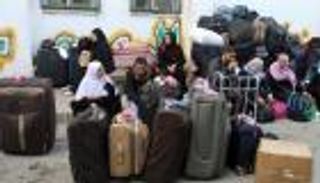 بالصور.. معبر رفح سبيل الغزاوية الوحيد لأداء الحج