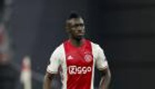 سانشيز يبلغ أياكس رغبته الانتقال لتوتنهام