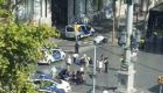 دهس ورعب في برشلونة.. لحظة بلحظة