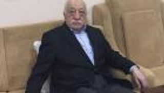 تركيا تعتقل 9 صحفيين بتهمة الارتباط بكولن