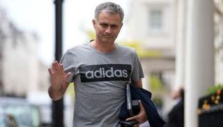 مورينيو يلمح لانتهاء ميركاتو يونايتد