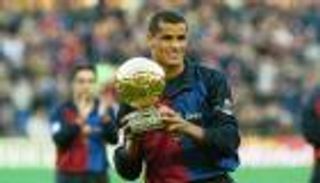 ريفالدو يهاجم إدارة برشلونة ويدعو لاستثمار أموال بيع نيمار