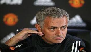 مورينيو يحذر من سيناريو الموسم الماضي