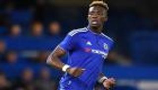 "ناشئ تشيلسي" يخطط للفوز بالكرة الذهبية