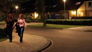 إنارة الشوارع-أرشيفية