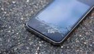 جديد "موتورولا".. شاشة تصلح نفسها تلقائيًا